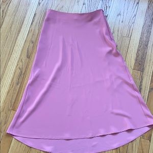 A line slip skirt
